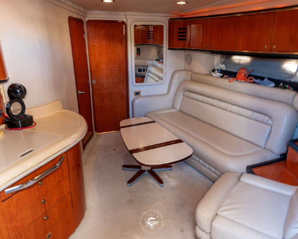 YATE SUNDANCER SALACOMEDOR